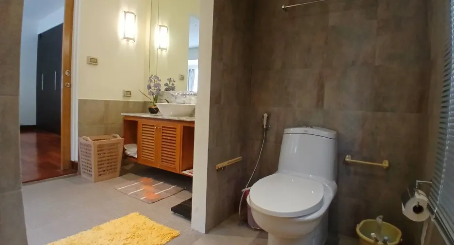 For sale 2 bedrooms condo in Cha Am, Phetchaburi