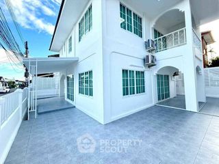 À vendre 4 chambres maison à Bang Lamung, Chonburi