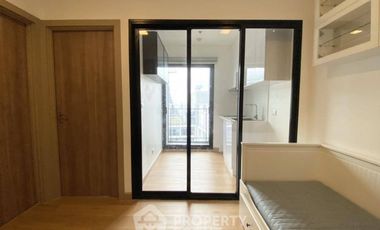 For sale 1 Beds condo in Huai Khwang, Bangkok