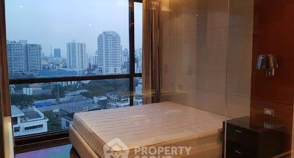 For sale 2 bedrooms condo in Khlong Toei, Bangkok