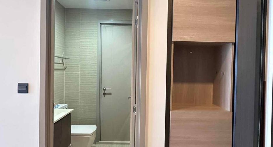 For sale 1 bed condo in Huai Khwang, Bangkok