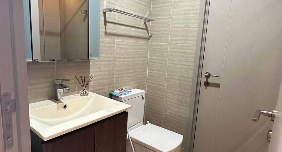 For sale 1 bed condo in Huai Khwang, Bangkok