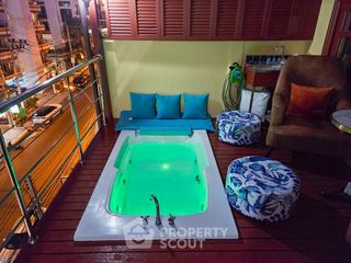 For sale 5 bedrooms townhouse in Bang Lamung, Chonburi