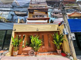For sale 5 bedrooms townhouse in Bang Lamung, Chonburi