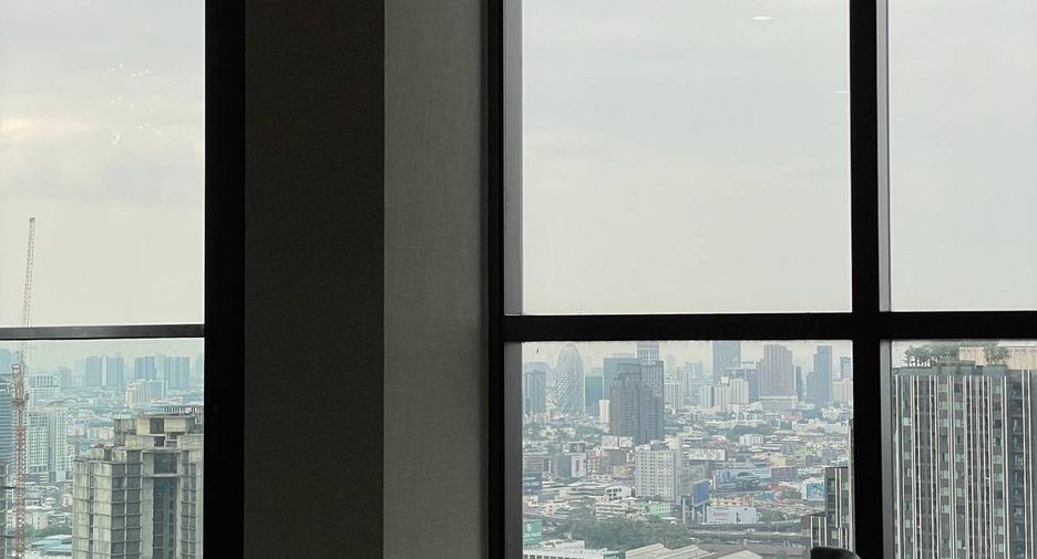 For sale 2 bedrooms condo in Pathum Wan, Bangkok