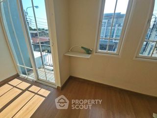 For sale 3 bedrooms townhouse in Chom Thong, Bangkok