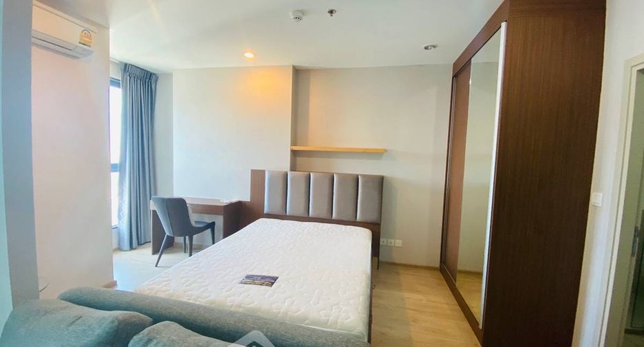 For sale 1 bed condo in Bang Rak, Bangkok