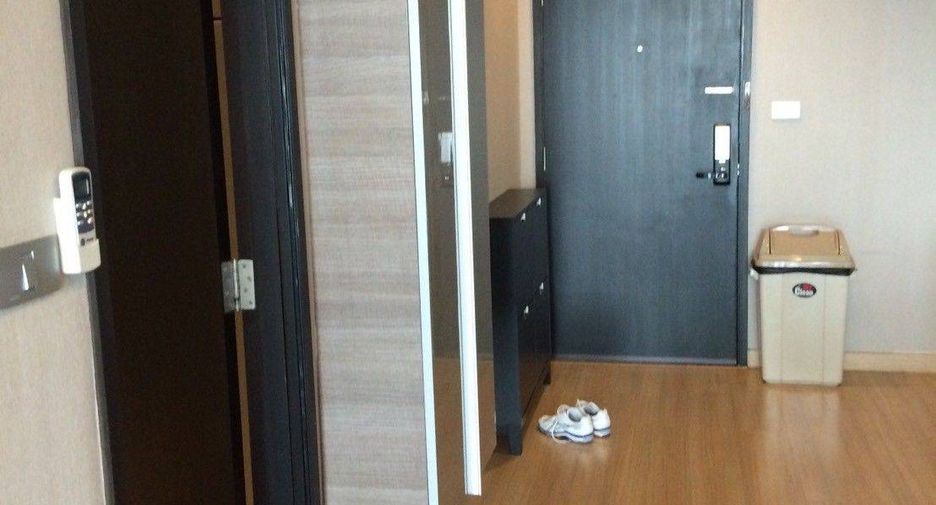 For sale 2 bedrooms condo in Watthana, Bangkok