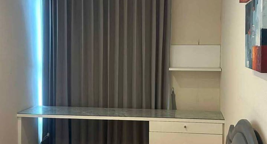 For sale 1 bed condo in Khlong San, Bangkok