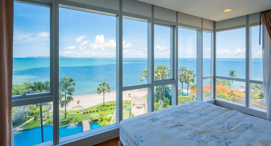 For rent 2 bedrooms condo in North Pattaya, Pattaya