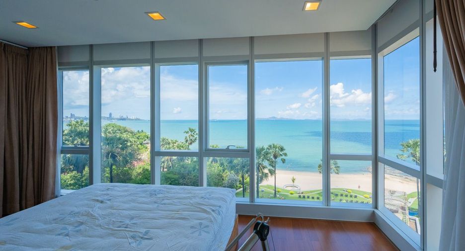 For rent 2 bedrooms condo in North Pattaya, Pattaya