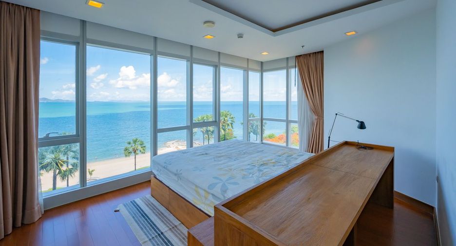For rent 2 bedrooms condo in North Pattaya, Pattaya