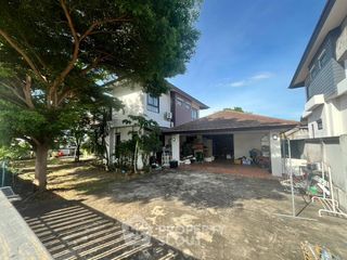 Haus zum Kauf mit 3 Zimmer in Si Racha, Chonburi