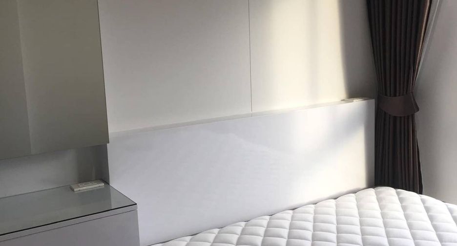 For sale 1 bed condo in Bang Phlat, Bangkok