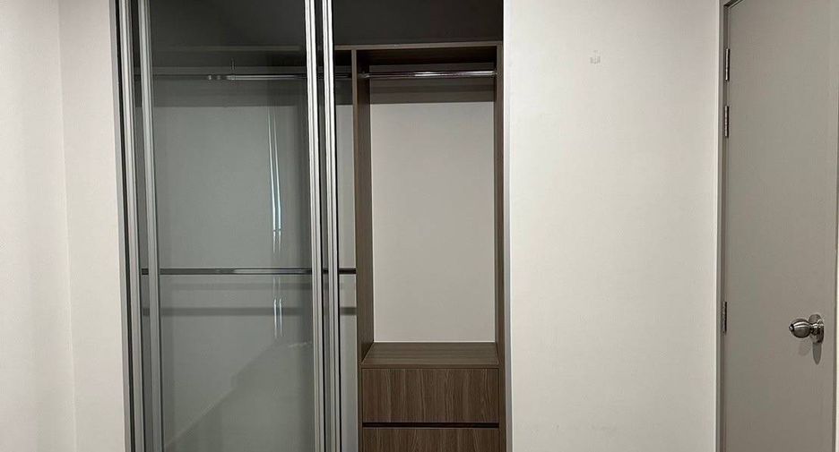 For sale 1 bed condo in Bang Phlat, Bangkok