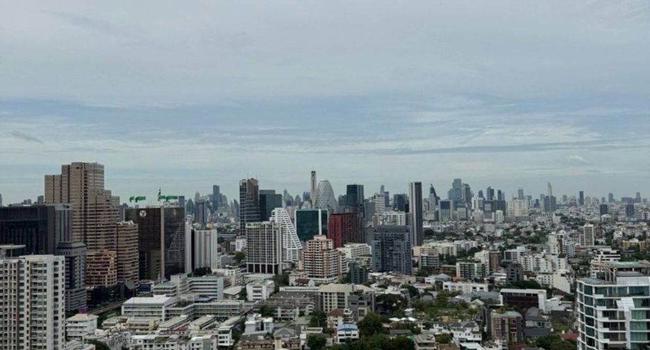 For sale 1 bed condo in Phaya Thai, Bangkok
