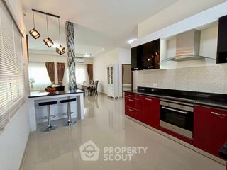 For sale 2 ベッドルーム villa in Bang Lamung, Chonburi