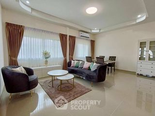 For sale 2 ベッドルーム villa in Bang Lamung, Chonburi