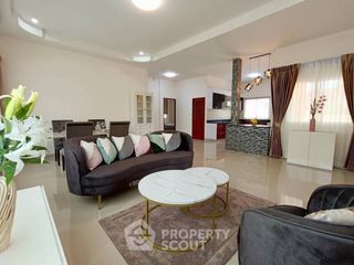 For sale 2 ベッドルーム villa in Bang Lamung, Chonburi