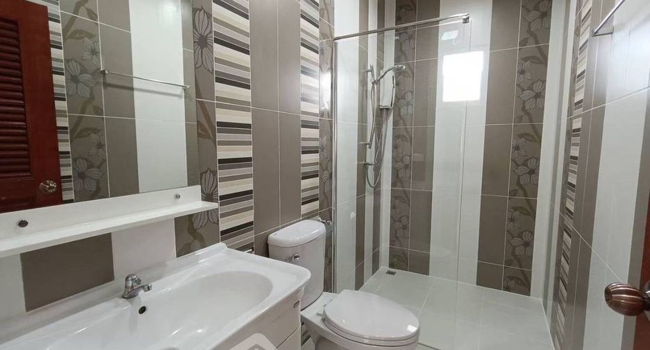 For sale 2 ベッドルーム villa in East Pattaya, Pattaya