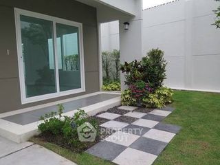 For sale 3 bedrooms house in Bang Khen, Bangkok