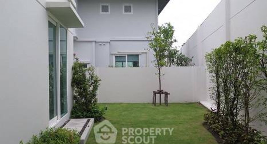 Haus zum Kauf mit 3 Zimmer in Bang Khen, Bangkok