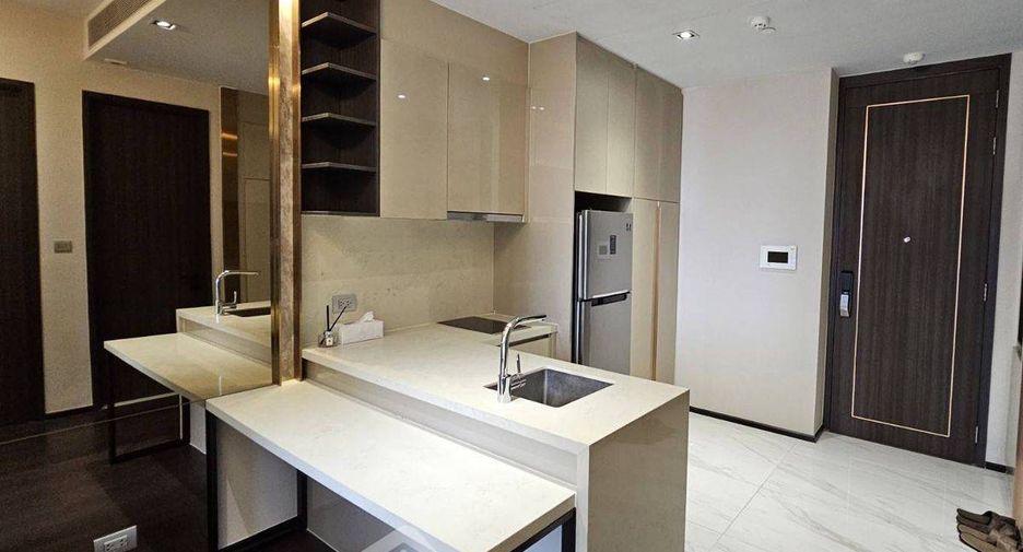 For sale 1 bed condo in Khlong Toei, Bangkok
