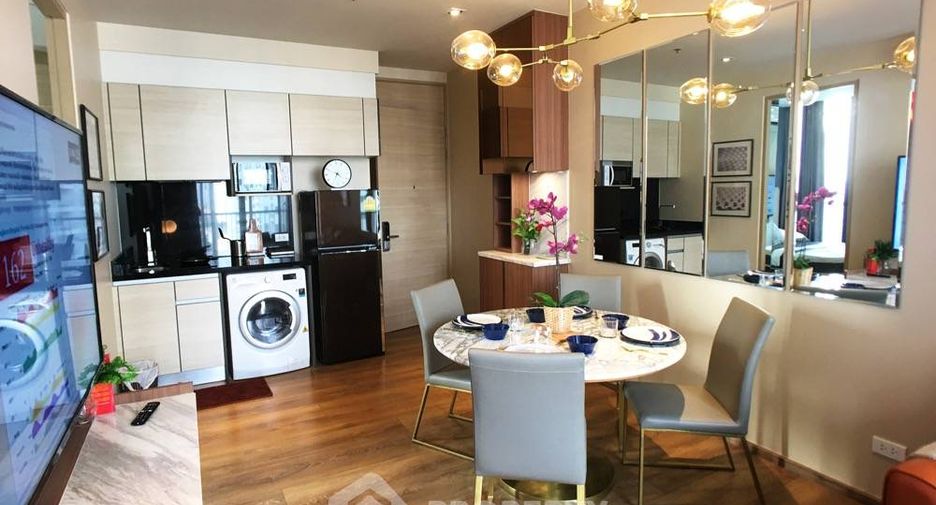 For sale 2 bedrooms condo in Khlong Toei, Bangkok