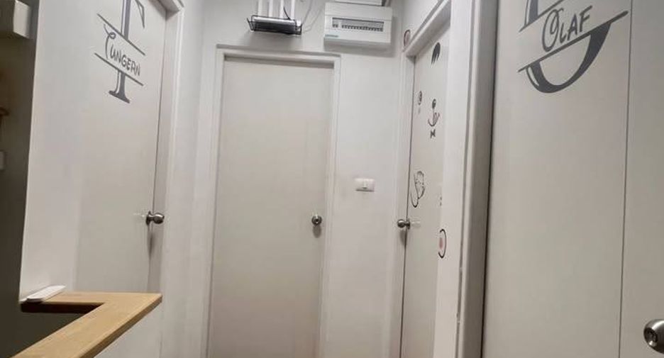 Casa adosada en venta de 3 habitaciones en Sai Mai, Bangkok