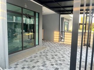 For sale 3 bedrooms townhouse in Sai Mai, Bangkok