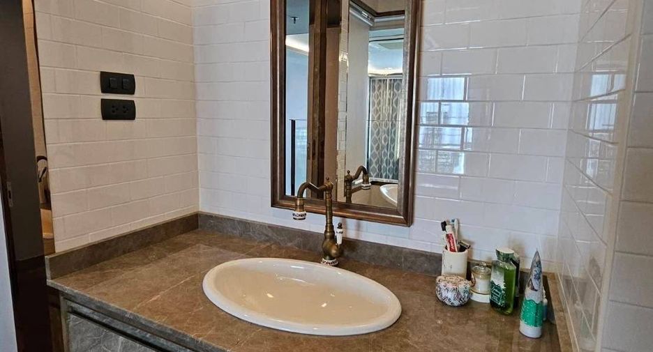 For sale 1 bed condo in Bang Lamung, Chonburi