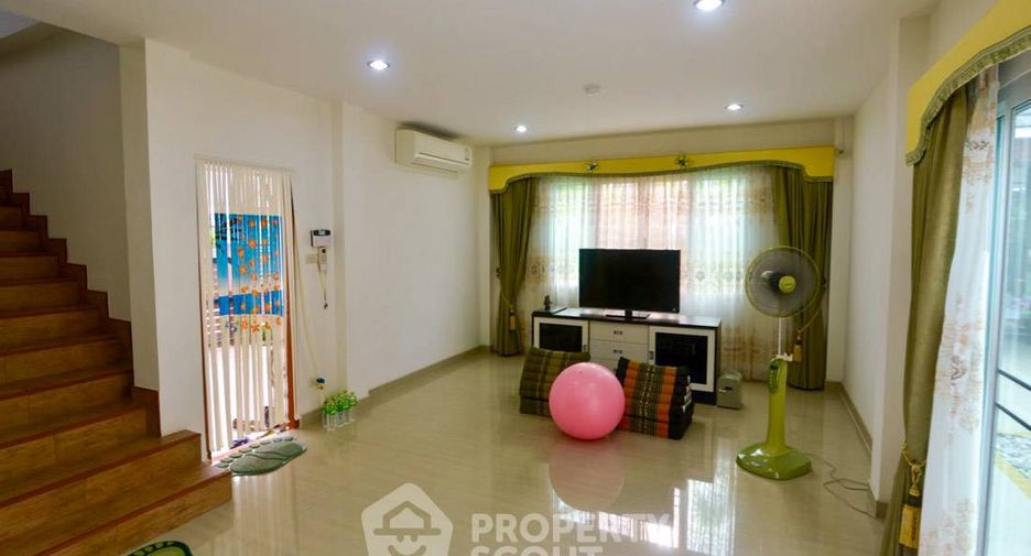For sale 4 bedrooms house in Huay Yai, Pattaya