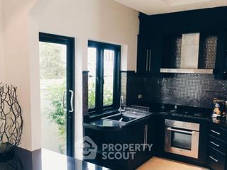 À vendre 3 chambres maison à Na Jomtien, Pattaya