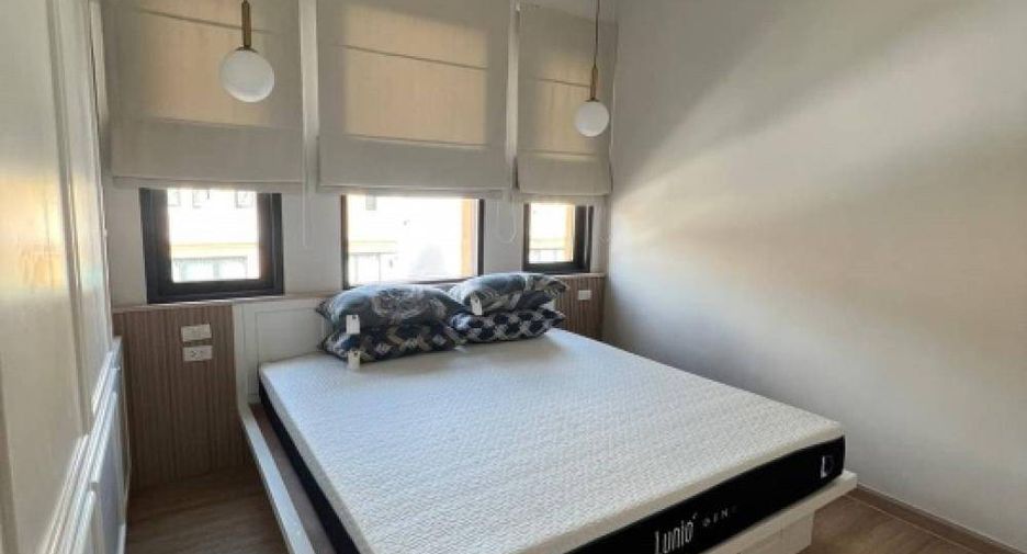 For sale 3 bedrooms townhouse in Prawet, Bangkok