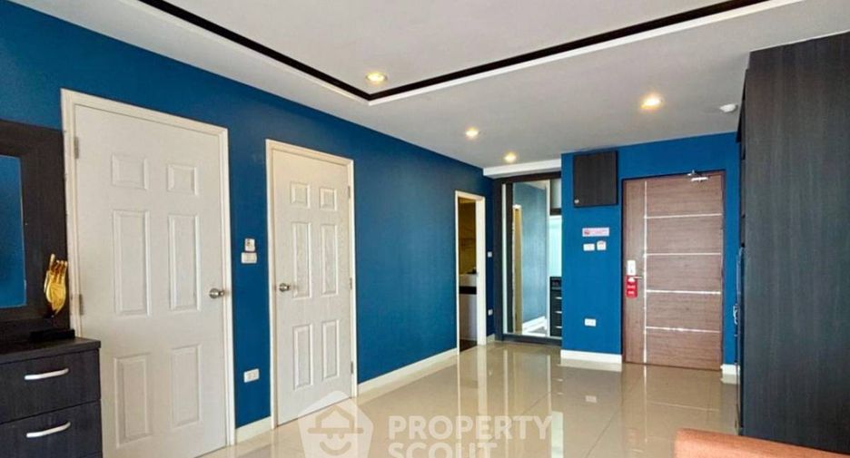 For sale 2 bedrooms condo in Pratumnak, Pattaya