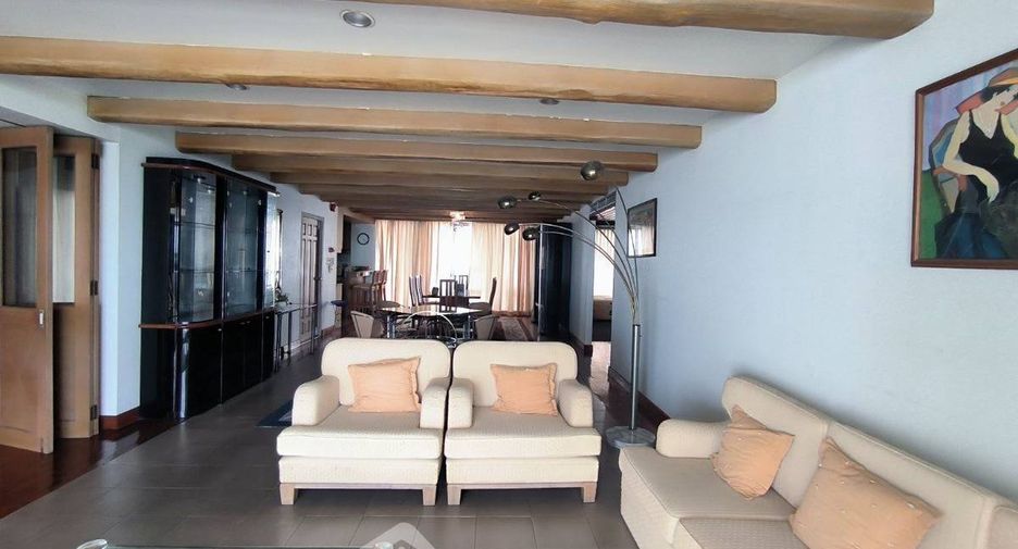 For sale 3 bedrooms apartment in North Pattaya, Pattaya