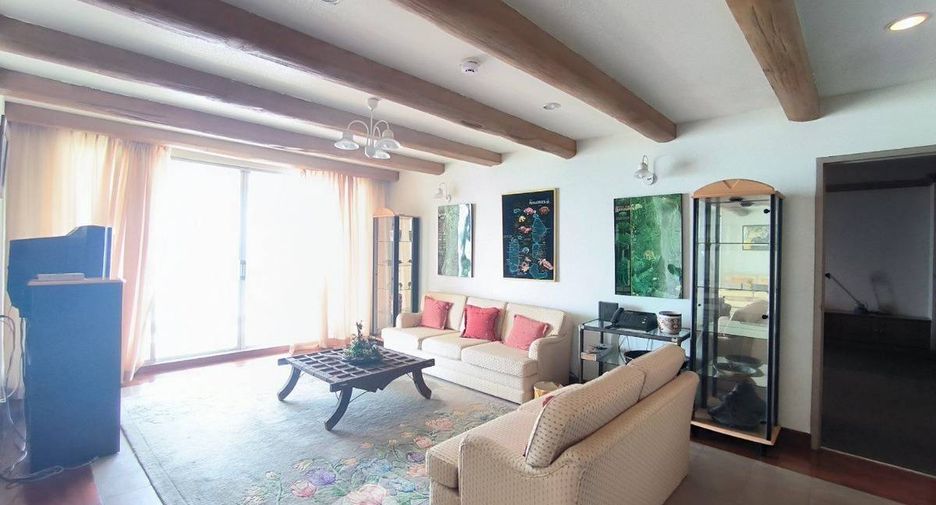 For sale 3 bedrooms apartment in North Pattaya, Pattaya