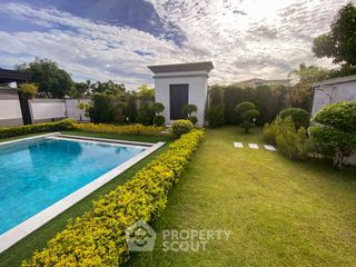 For sale 7 bedrooms villa in Bang Lamung, Chonburi