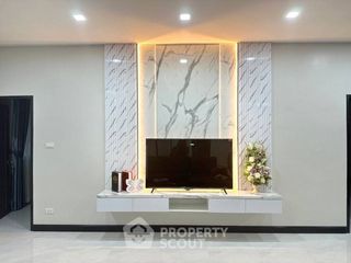 For sale 4 bedrooms villa in Bang Lamung, Chonburi