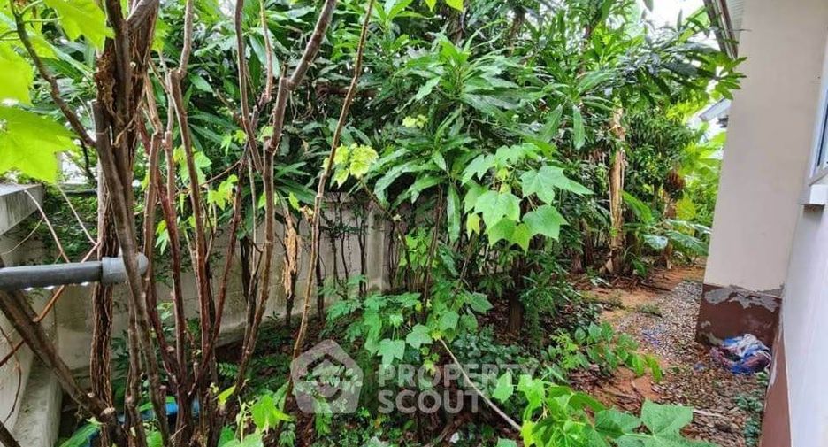 Продажа 3 спальни дом в Si Racha, Чонбури