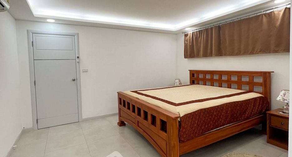For sale 1 bed condo in Pratumnak, Pattaya