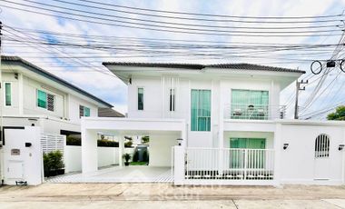 For sale 3 bedrooms house in East Pattaya, Pattaya