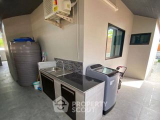 Продажа 4 спальни дом в Huay Yai, Паттайя