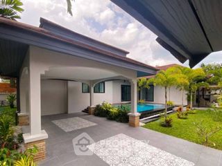Продажа 4 спальни дом в Huay Yai, Паттайя