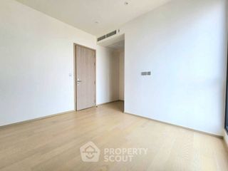 À vendre 2 chambres condo à Huai Khwang, Bangkok