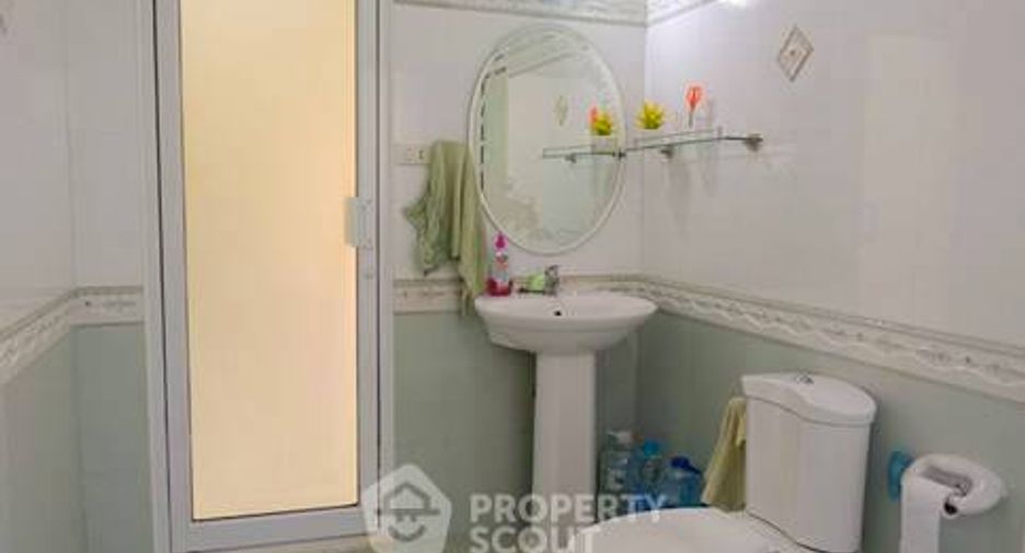 For sale 3 bedrooms house in Huay Yai, Pattaya