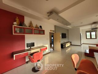 For sale 4 bedrooms house in Huay Yai, Pattaya