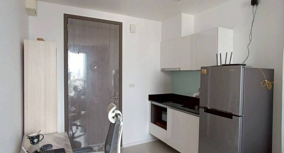 For sale 1 bed condo in Huai Khwang, Bangkok