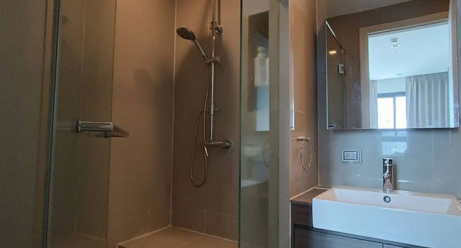 For sale 1 bed condo in Huai Khwang, Bangkok