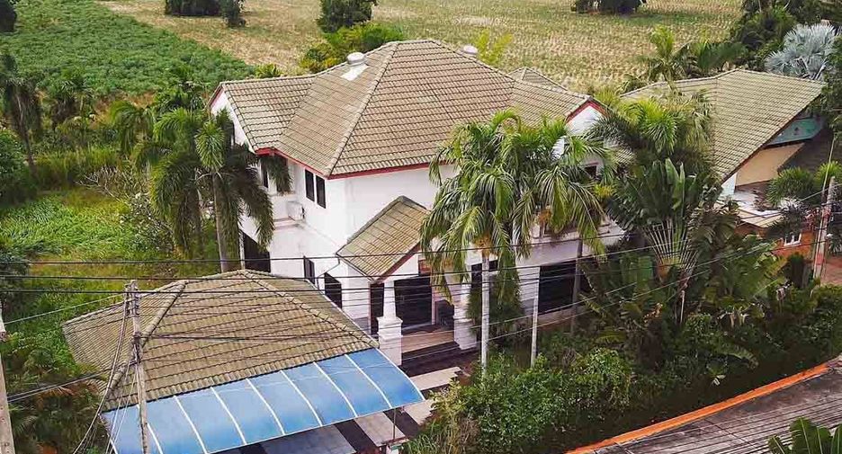 Haus zum Kauf mit 4 Zimmer in Huay Yai, Pattaya